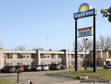 Days Inn By Wyndham St Cloud Saint Cloud Exterior photo